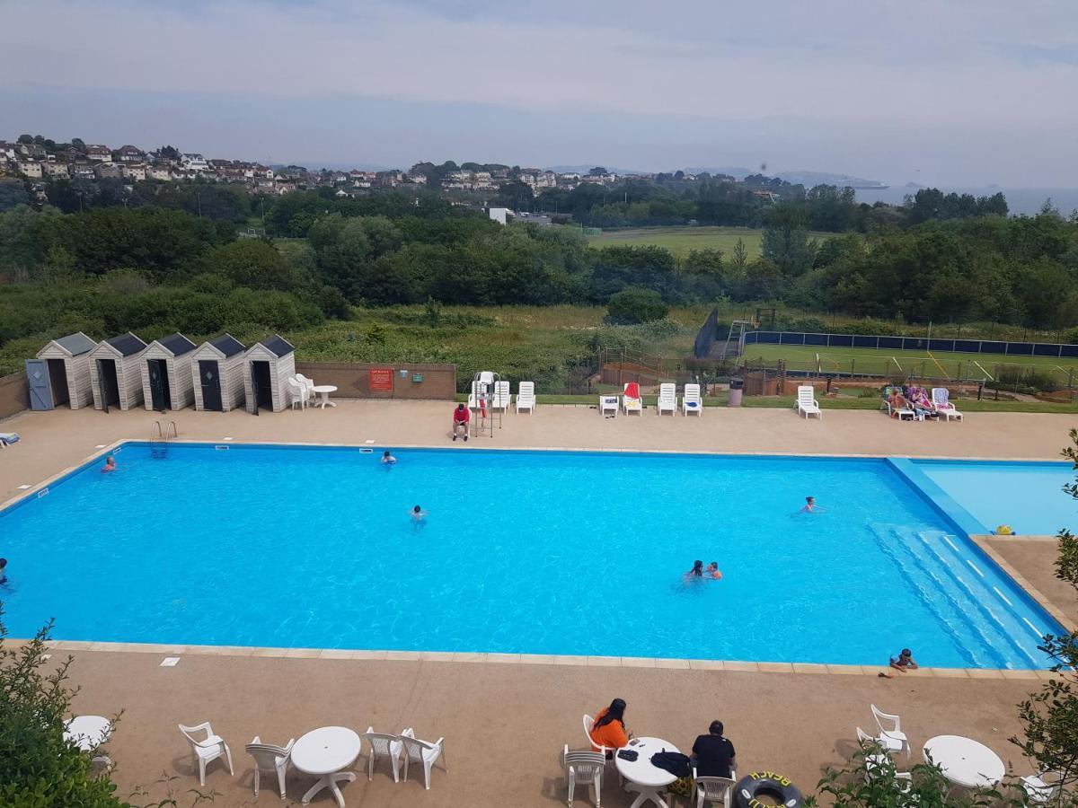 Hoburne Devon Holidays Park Sleep 6 Caravan Holiday home