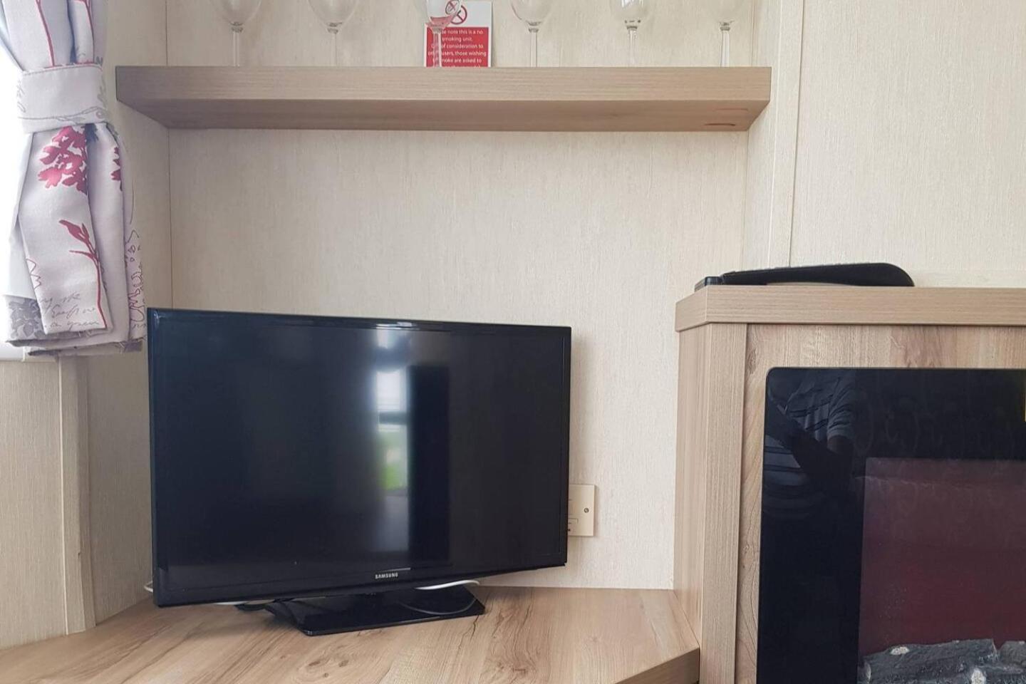 Holiday home Hoburne Devon Holidays Park Sleep 6 Caravan Paignton